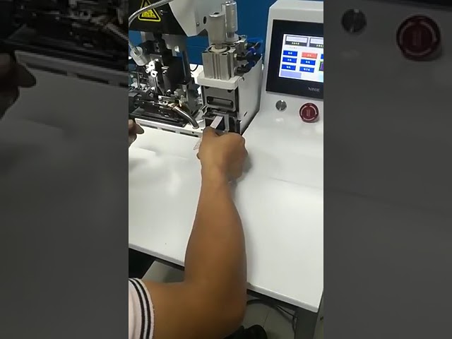 ماكينة قطع وتجريد وتجعيد الكابلات بمحرك سيرفو - مورد محترف